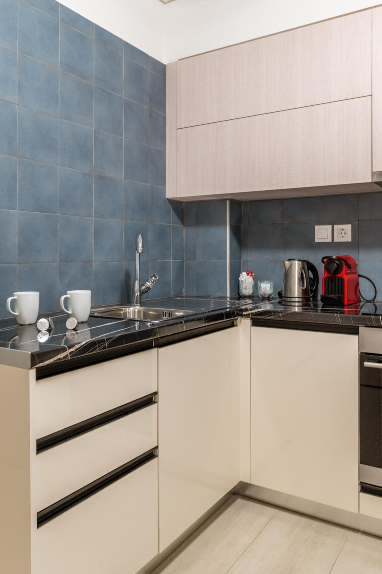 Elvita Apartments 4 아테네 외부 사진